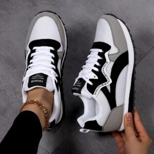 Women's Retro Low-Top Lace-Up Sneakers - Breathable Fabric Striped Casual Shoes with TPR Sole, All-Season Comfort for Running, Walking & Casual Attire, Ladies Sneakers, Running Footwear, Vintage Aesthetic, Flexible Footwear
